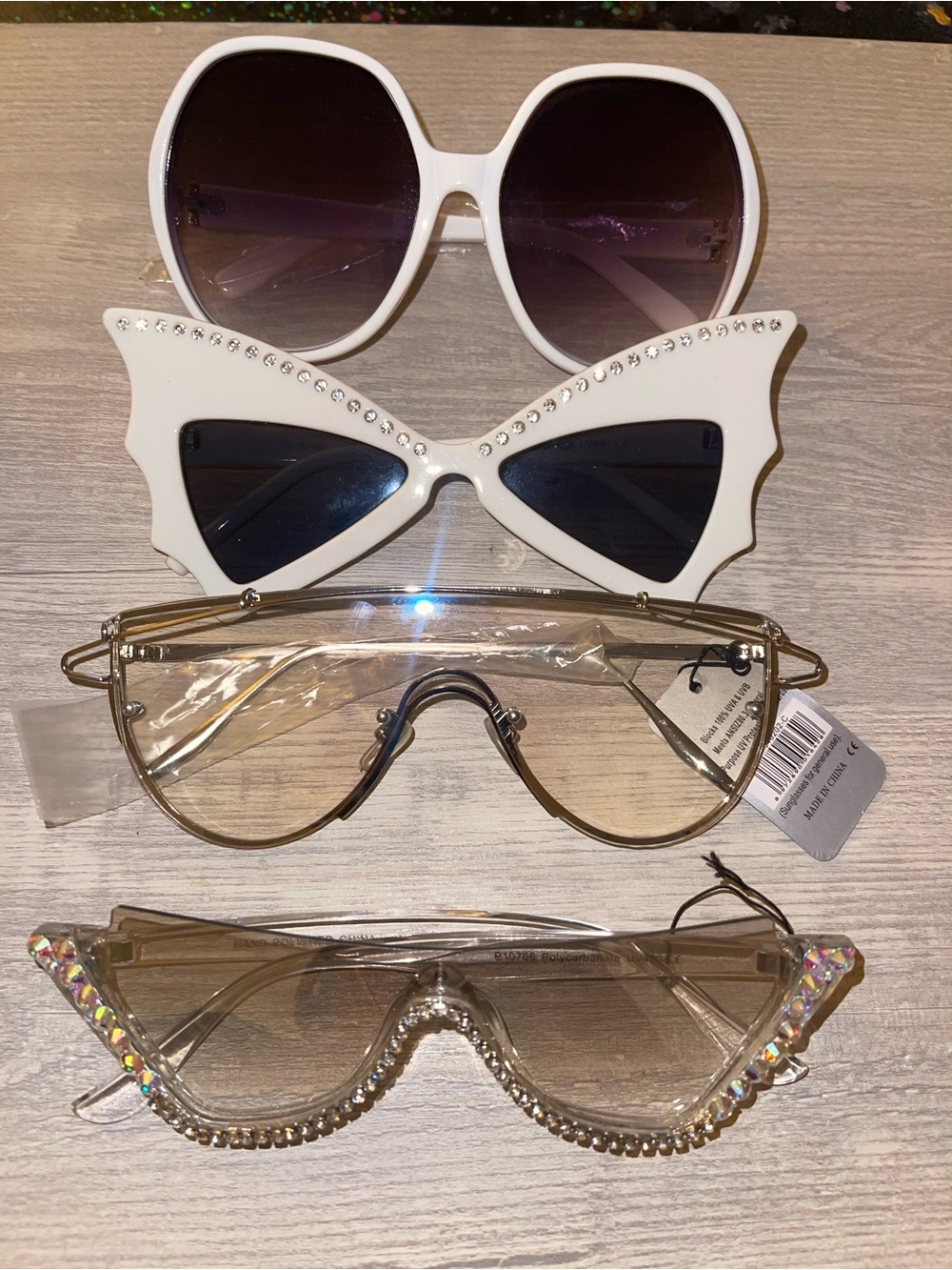 4 Pair of White/ Silver Fashion Sunglasses for Women